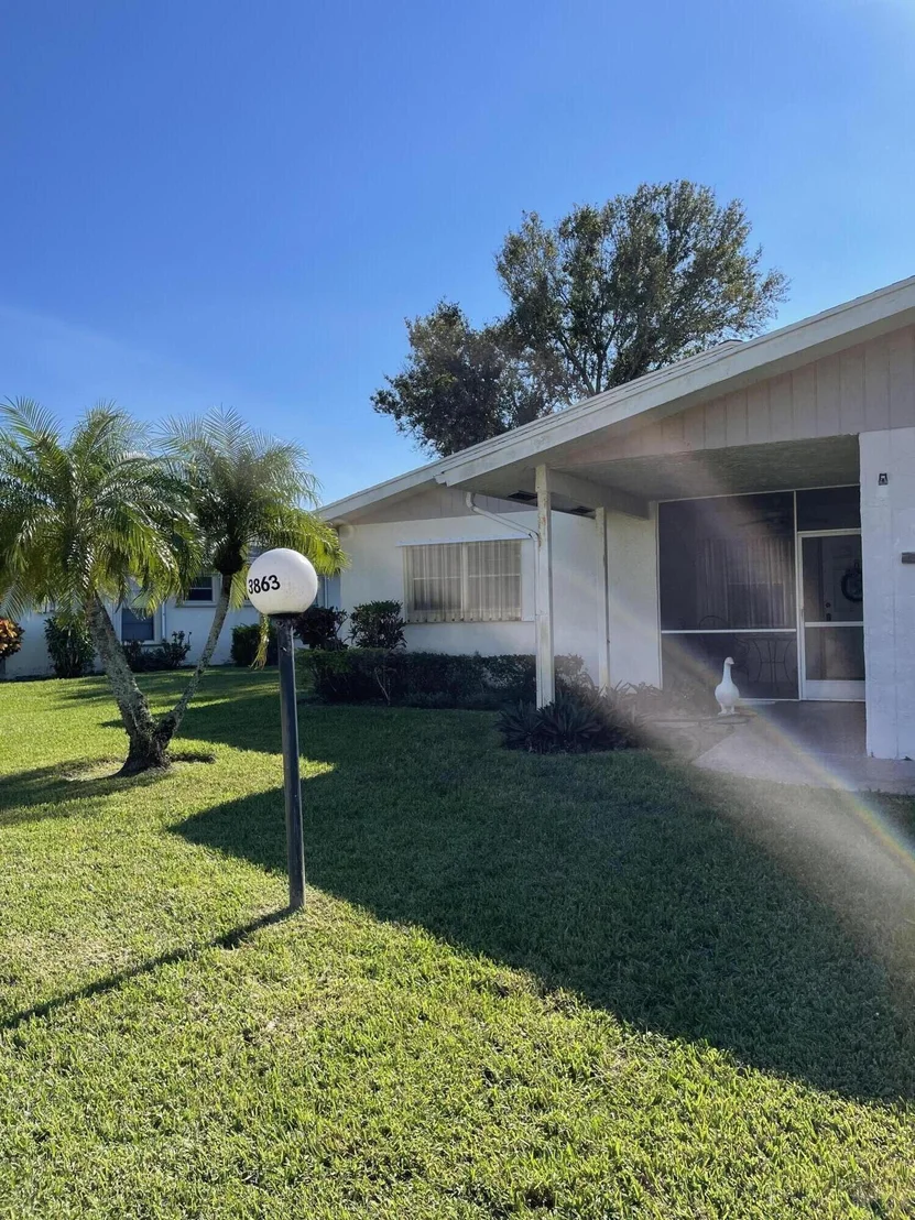 Photo of 3863 Rowena Circle
