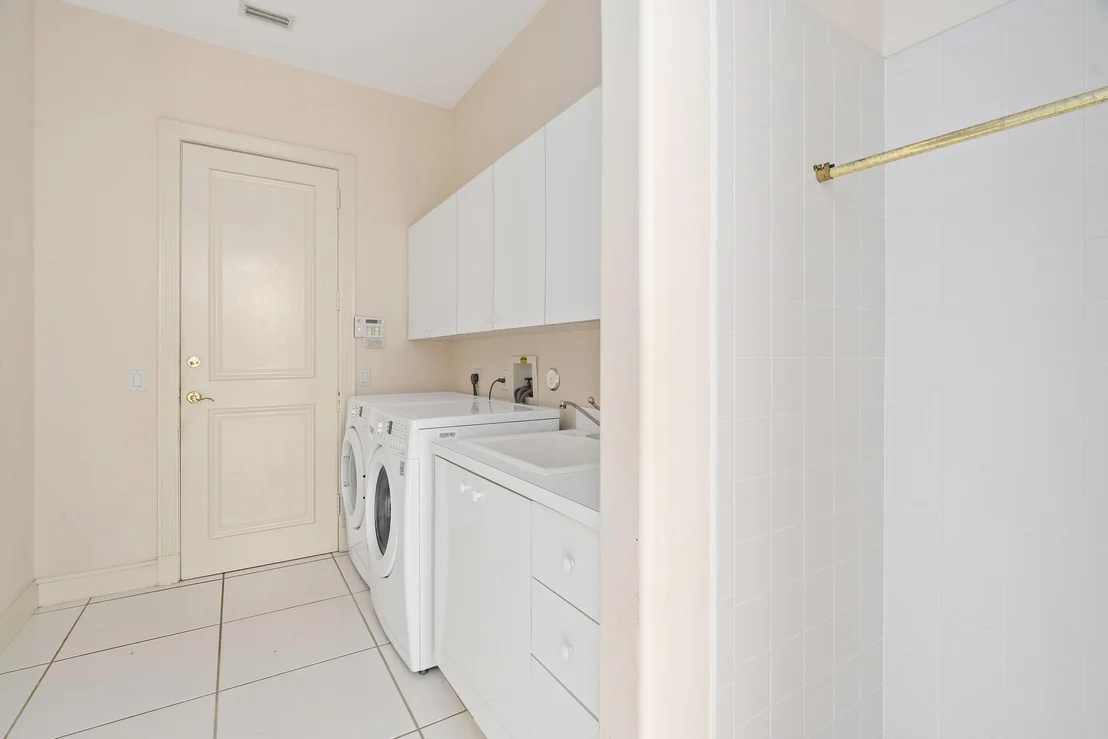 Photo of 540 Marbrisa Drive