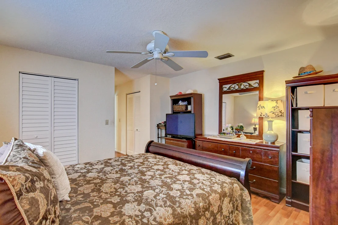 Photo of 6194 Moonbeam Drive
