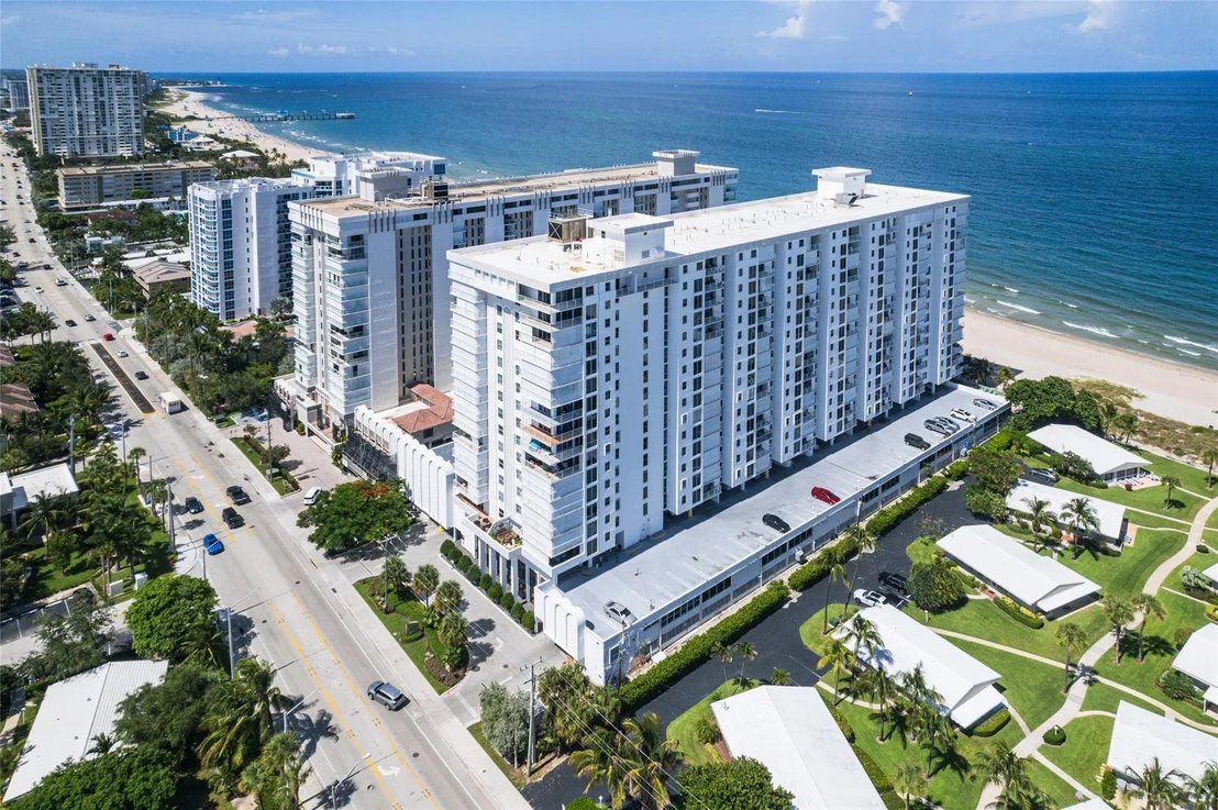 Photo of Unit 708 at 1010 S Ocean Boulevard