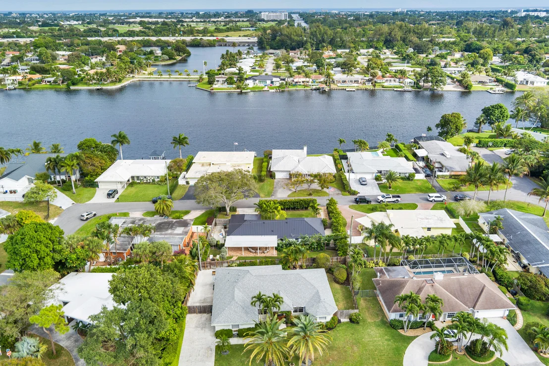 Photo of 7521 Edgewater Circle