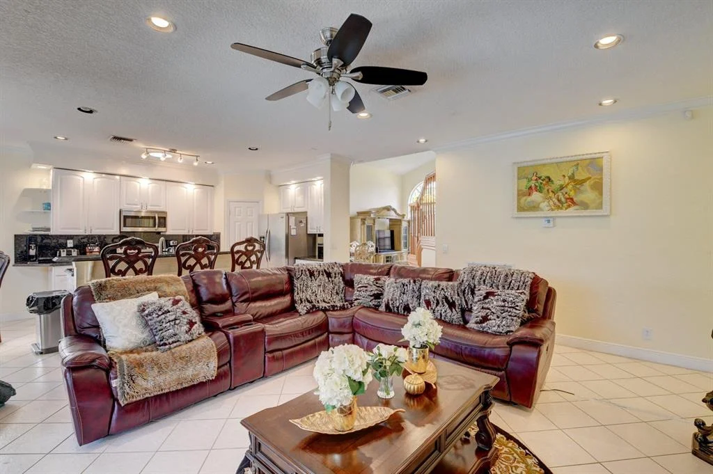 Photo of 10885 La Salinas Circle