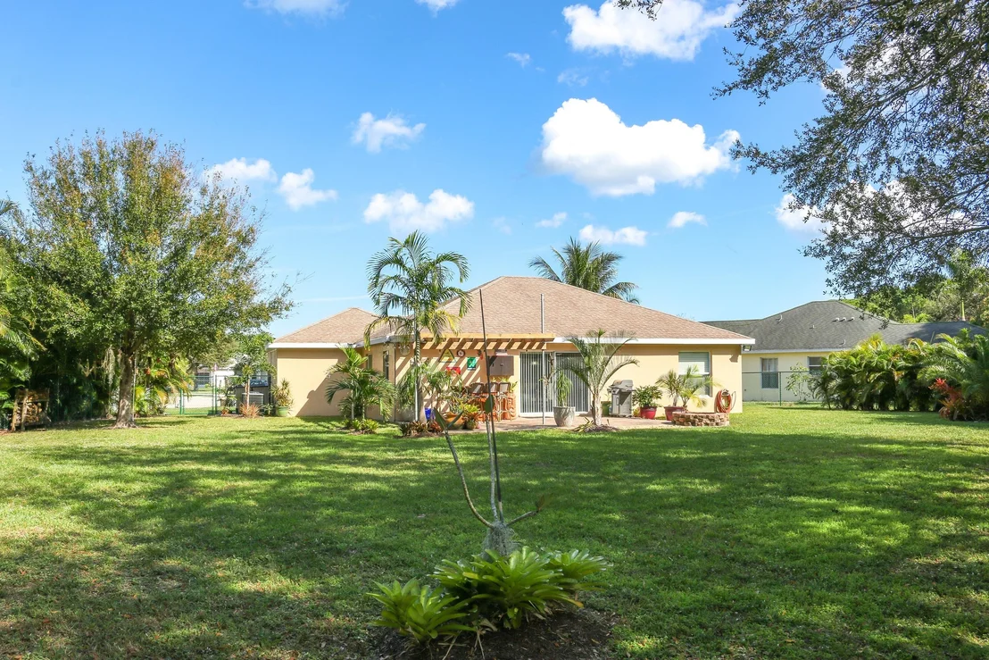 Photo of 4544 SE Murray Cove Circle