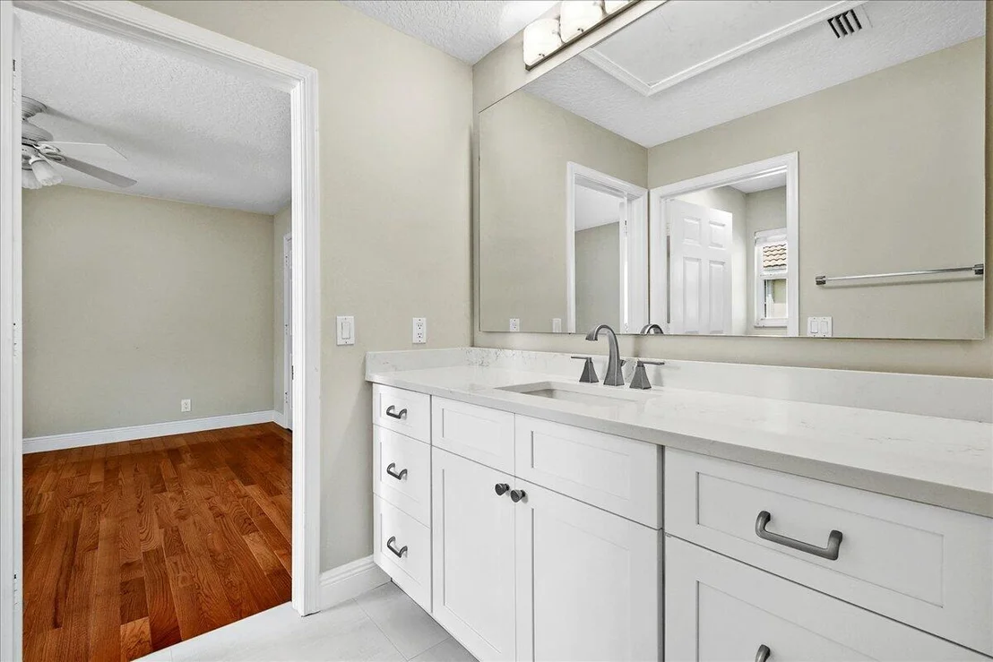 Photo of 140 Victorian Lane