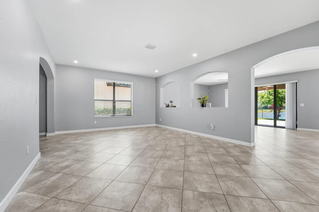 Photo of 4521 Willow Basin Way