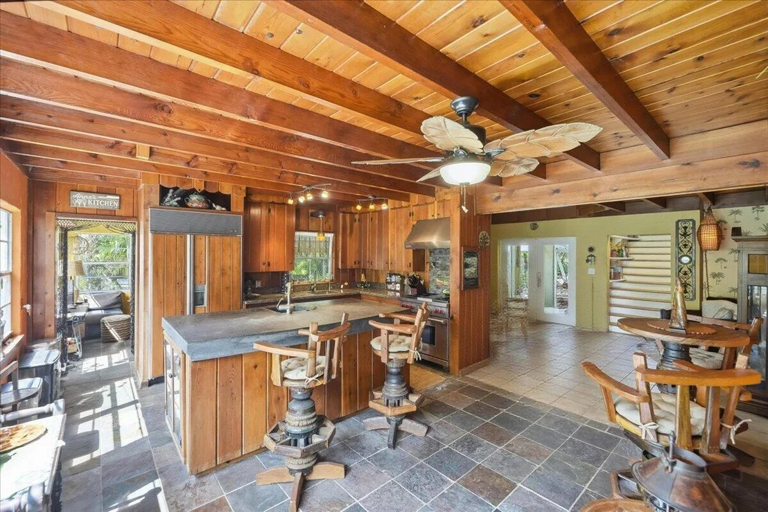 Photo of 6423 Riverland Drive