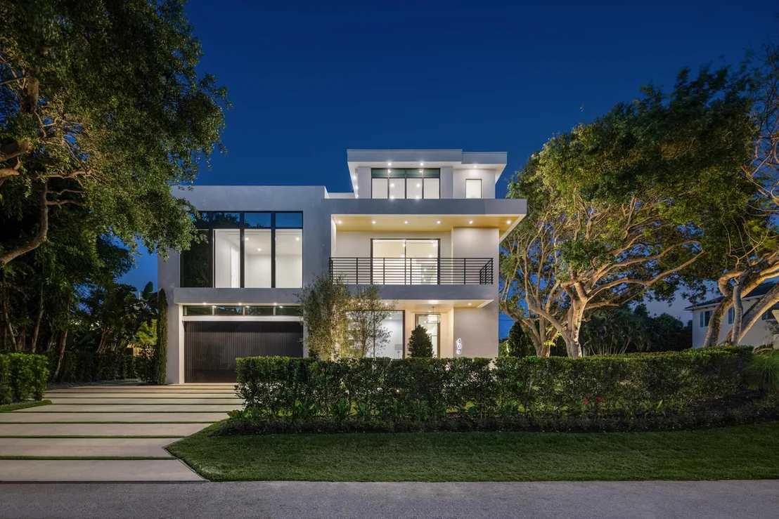 Photo of 400 NE Olive Way
