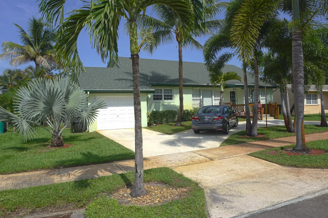Photo of 731 Sunset Drive