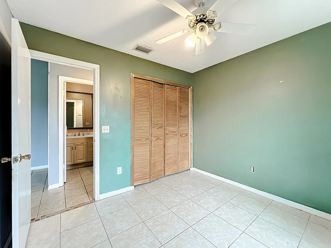 Photo of 50 Cedar Road
