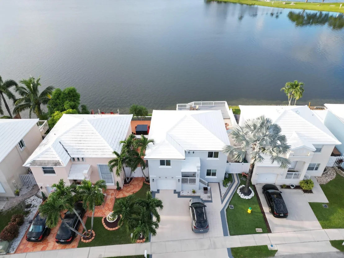 Photo of 6643 NW Bayfront Drive