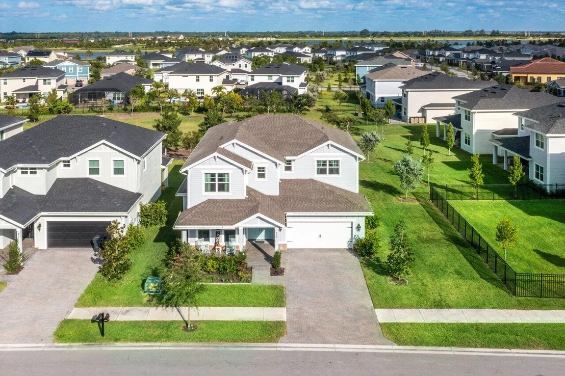 Photo of 868 Honey Oak Court