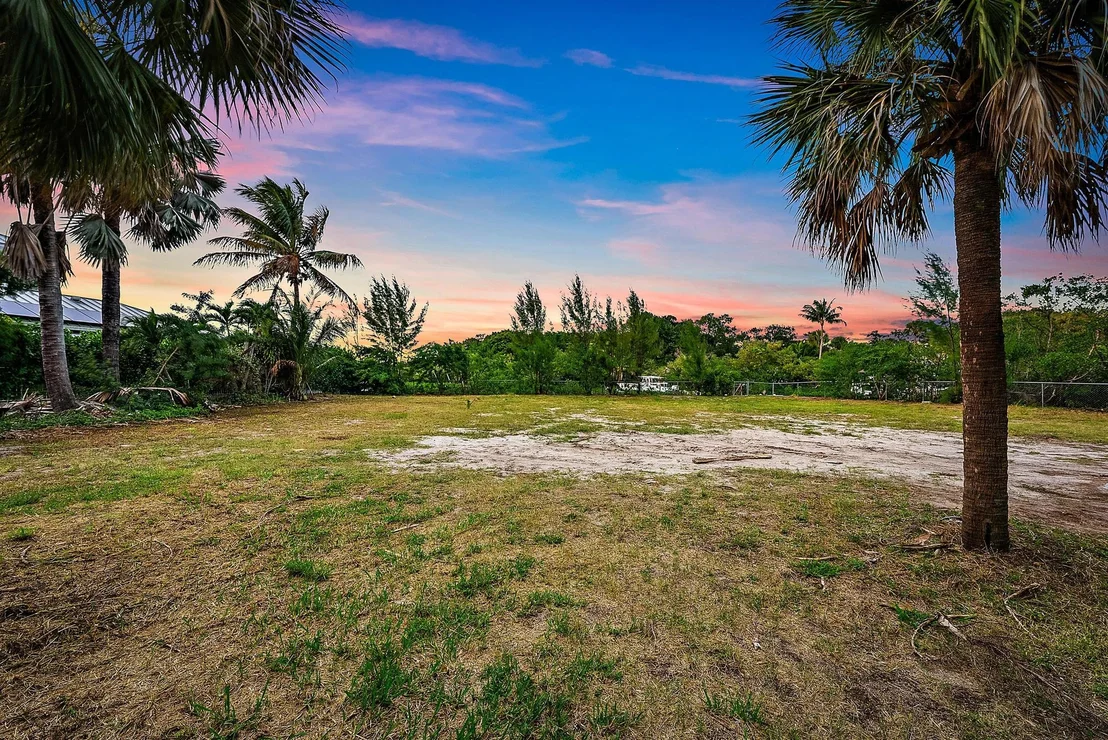 Photo of 1310 Peninsular Road