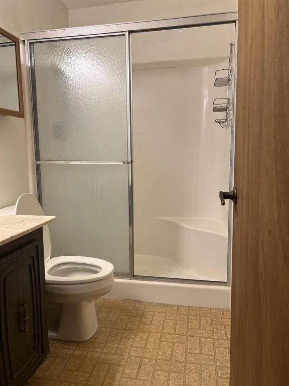 Photo of 3300 Avenue Serrant