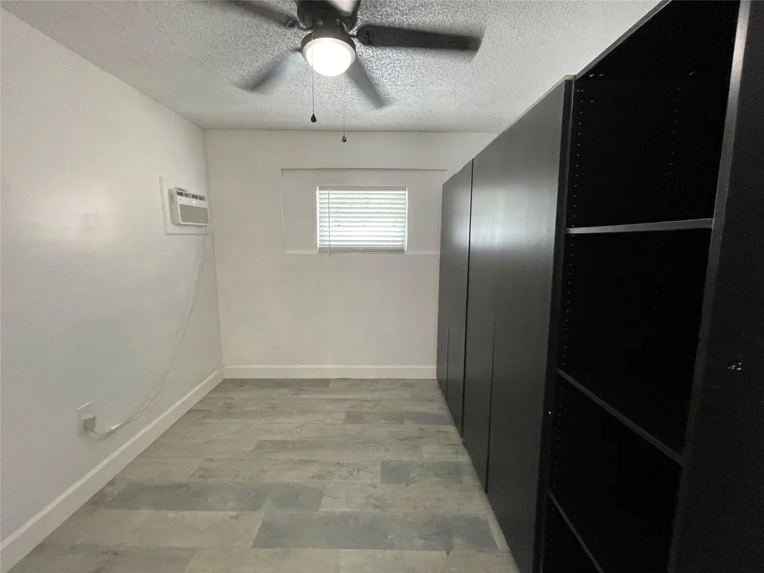 Photo of 7729 Coral Boulevard