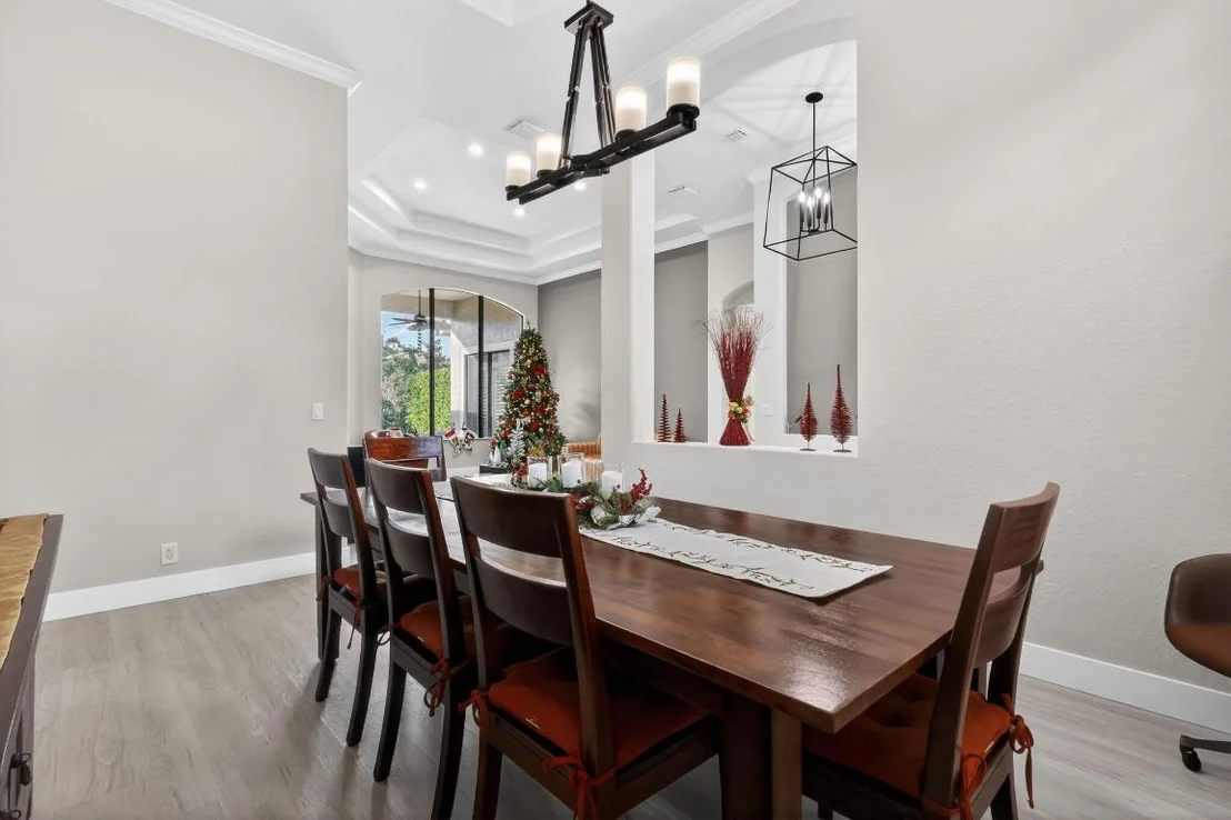 Photo of 16091 Rosecroft Terrace