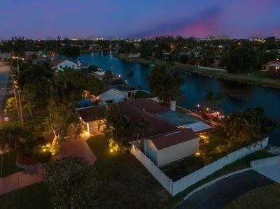 Photo of 864 Avocet Road