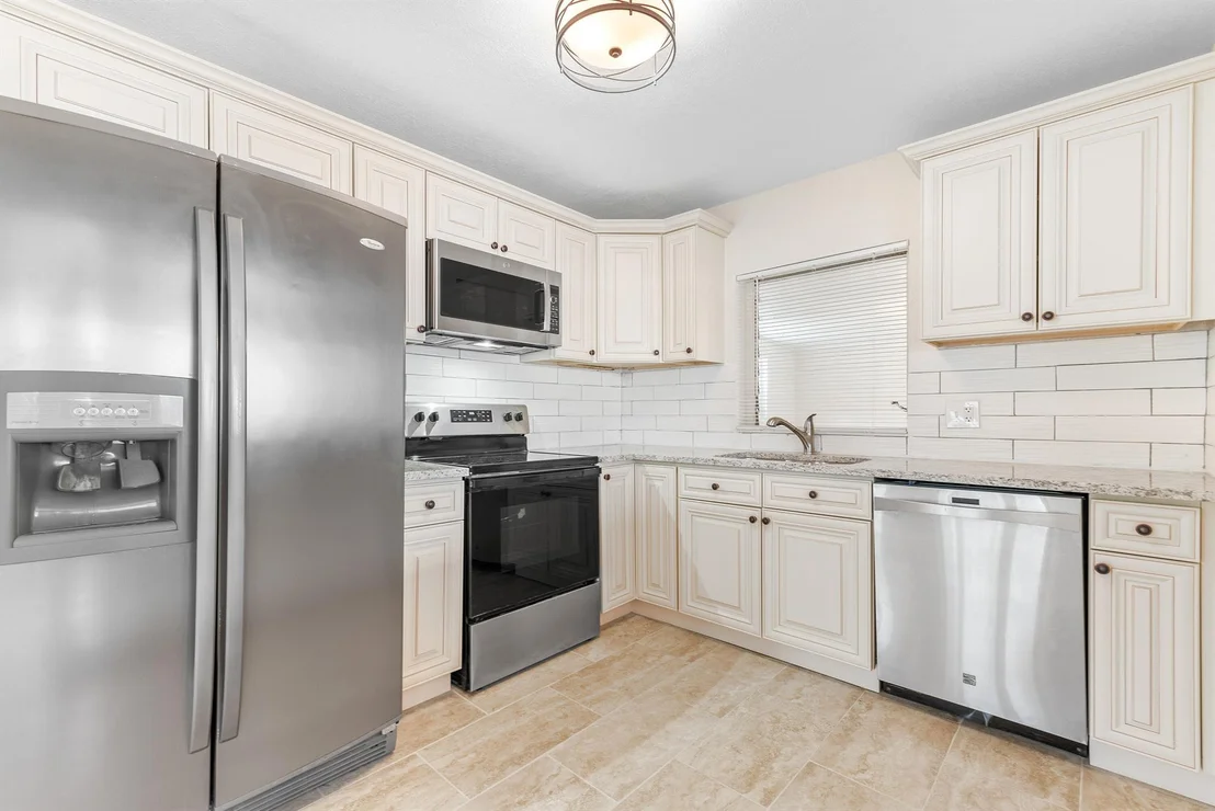 Photo of 123 Silver Beach Road