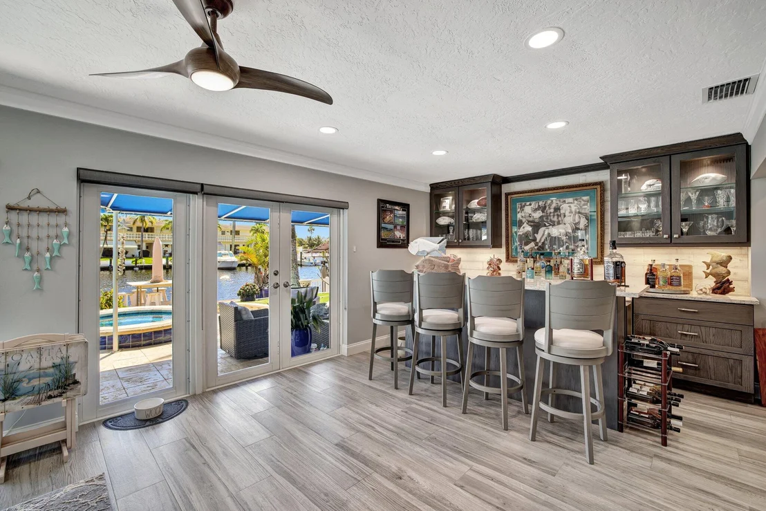 Photo of 330 SE 16th Avenue