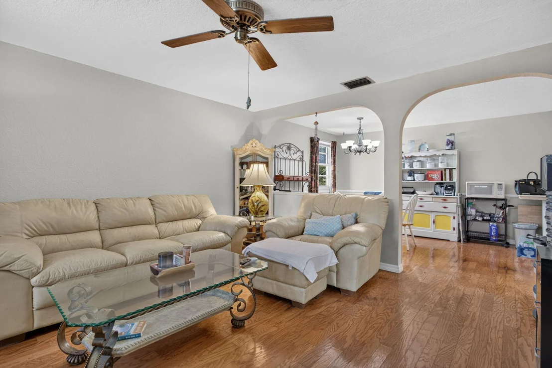 Photo of 2750 NE 9TH Terrace