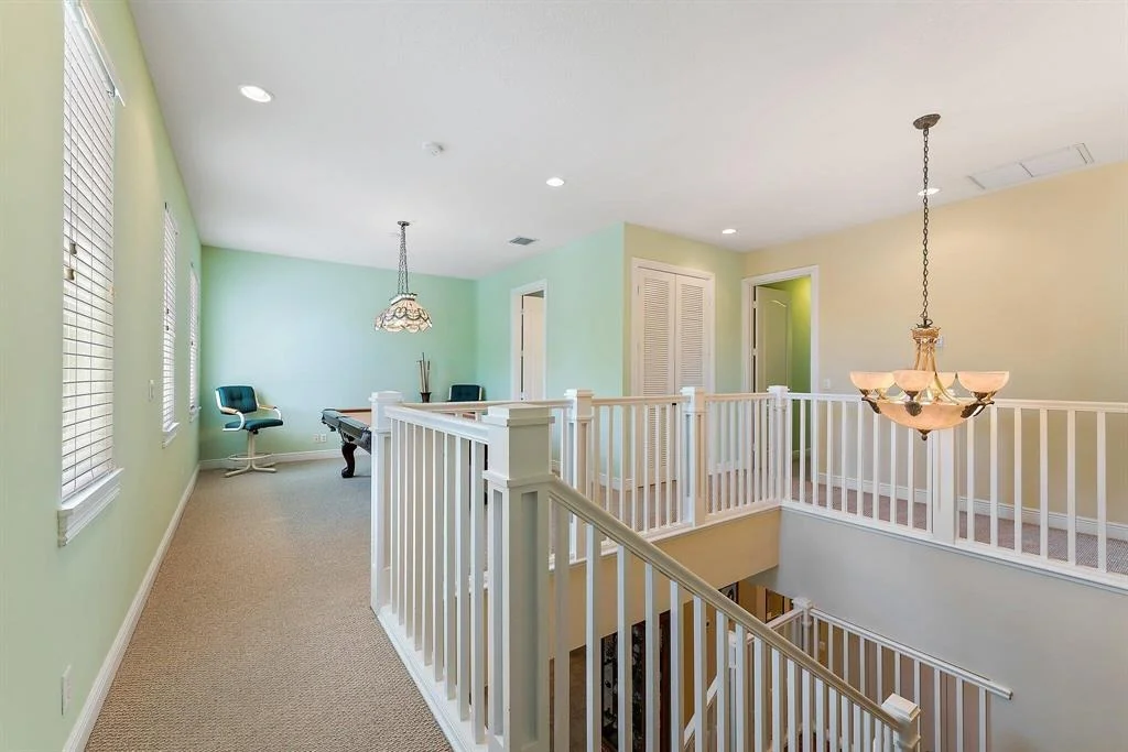 Photo of 231 W Bay Cedar Circle