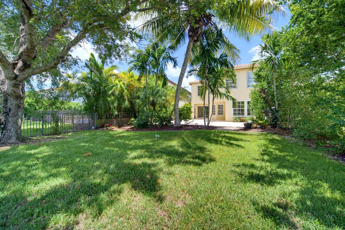 Photo of 6679 NW 128TH Way
