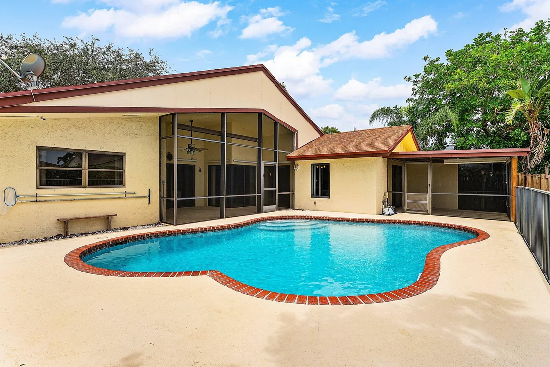 Photo of 21423 Summertrace Circle