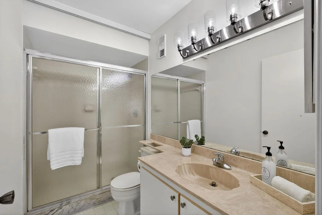 Photo of Unit 2 at 357 Prestwick Circle