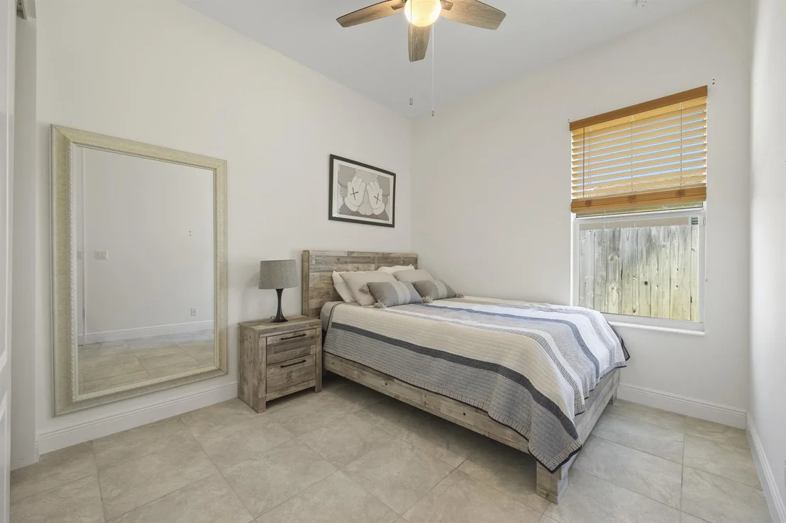 Photo of 6943 Mitchell Street