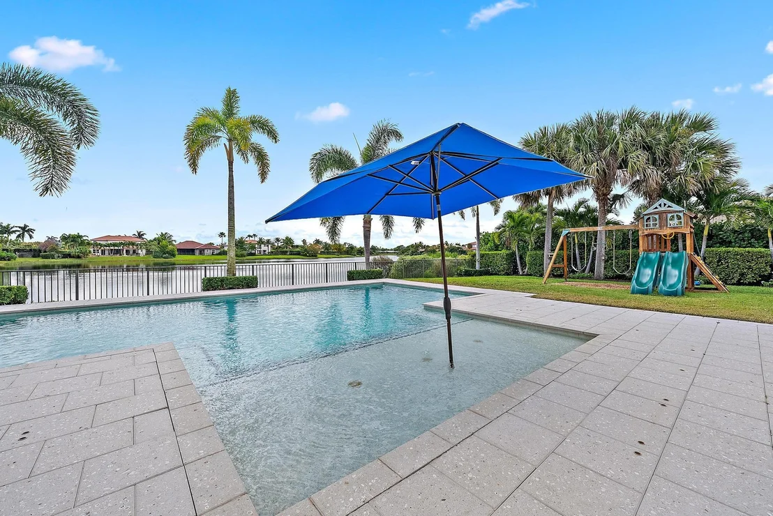 Photo of 112 Manor Circle