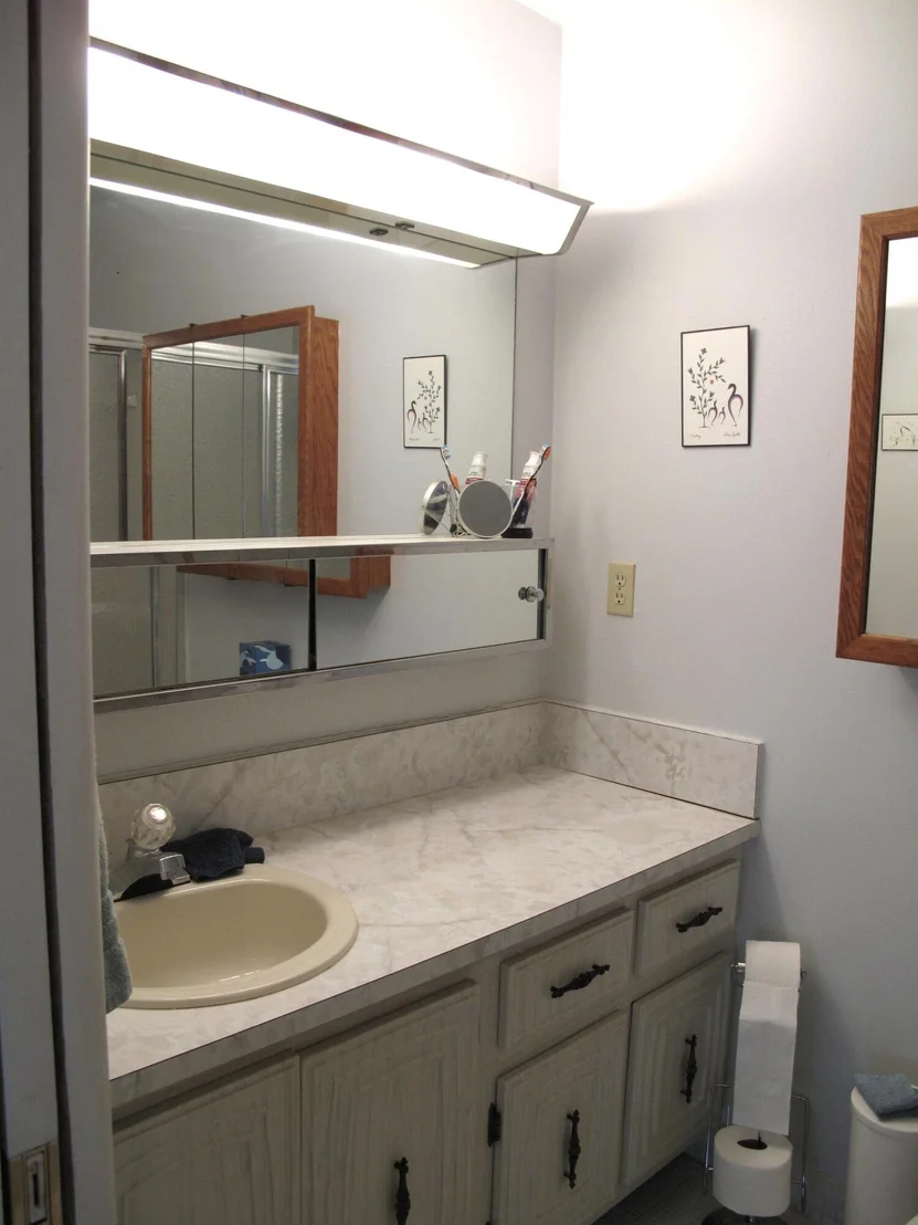 Photo of Unit D at 435 High Point Boulevard