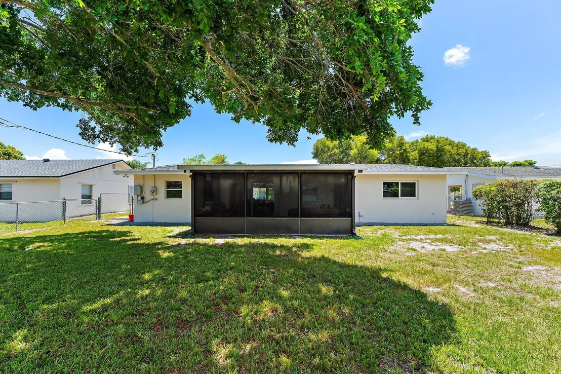 Photo of 417 PHILADELPHIA Drive