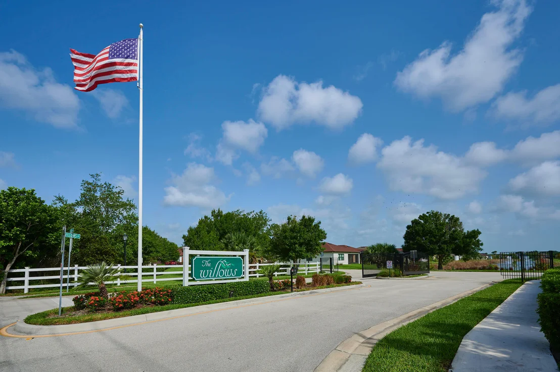 Photo of 1785 Willows Square