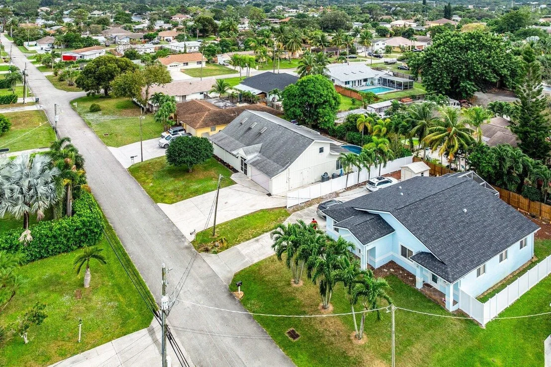 Photo of 2732 Northside Drive