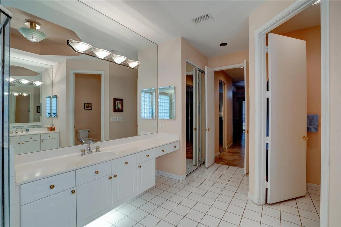 Photo of 10547 Laurel Estates Lane