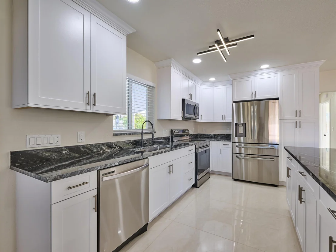 Photo of 168 SE 27th Place
