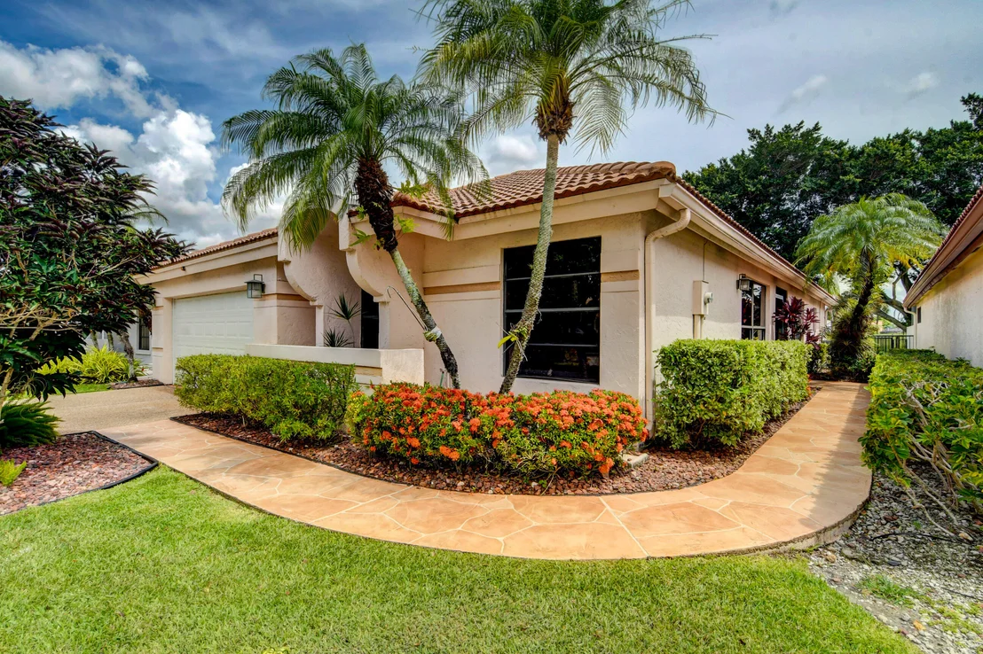 Photo of 11055 Clover Leaf Circle