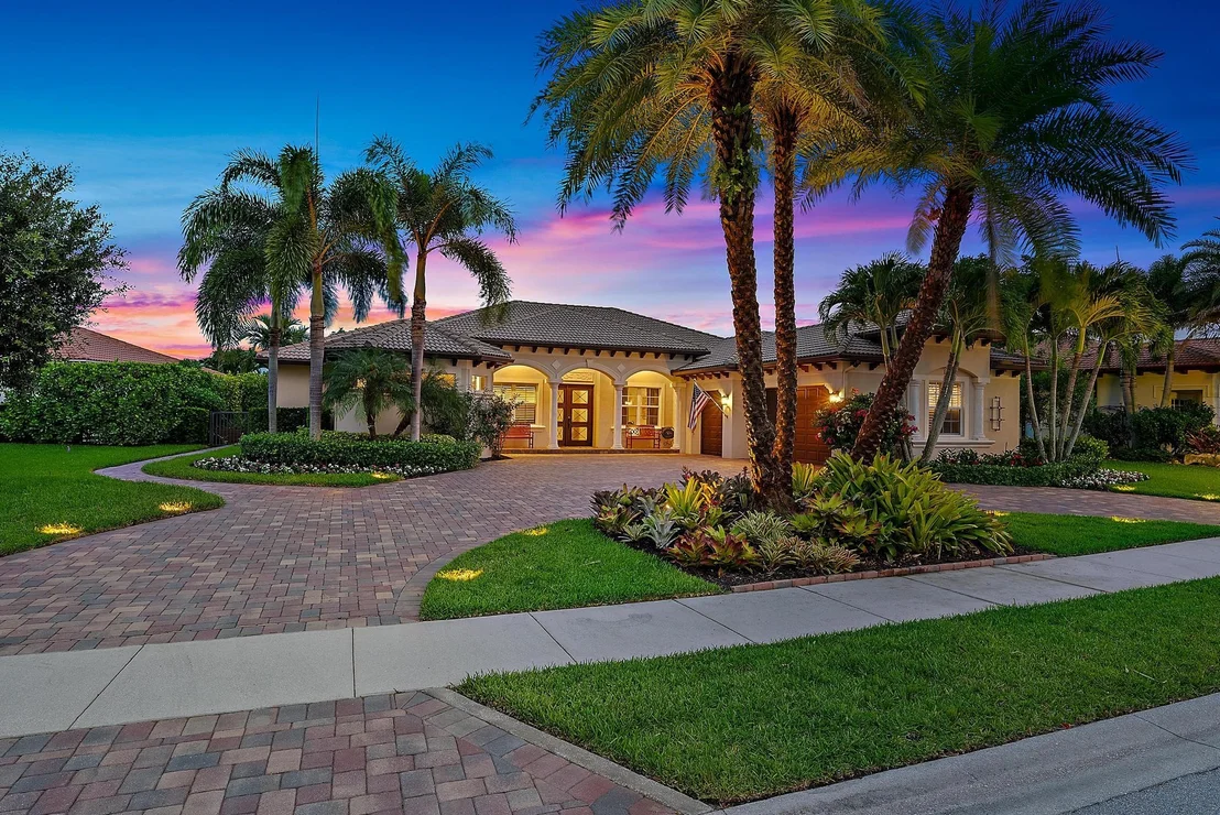 Photo of 120 Casa Circle