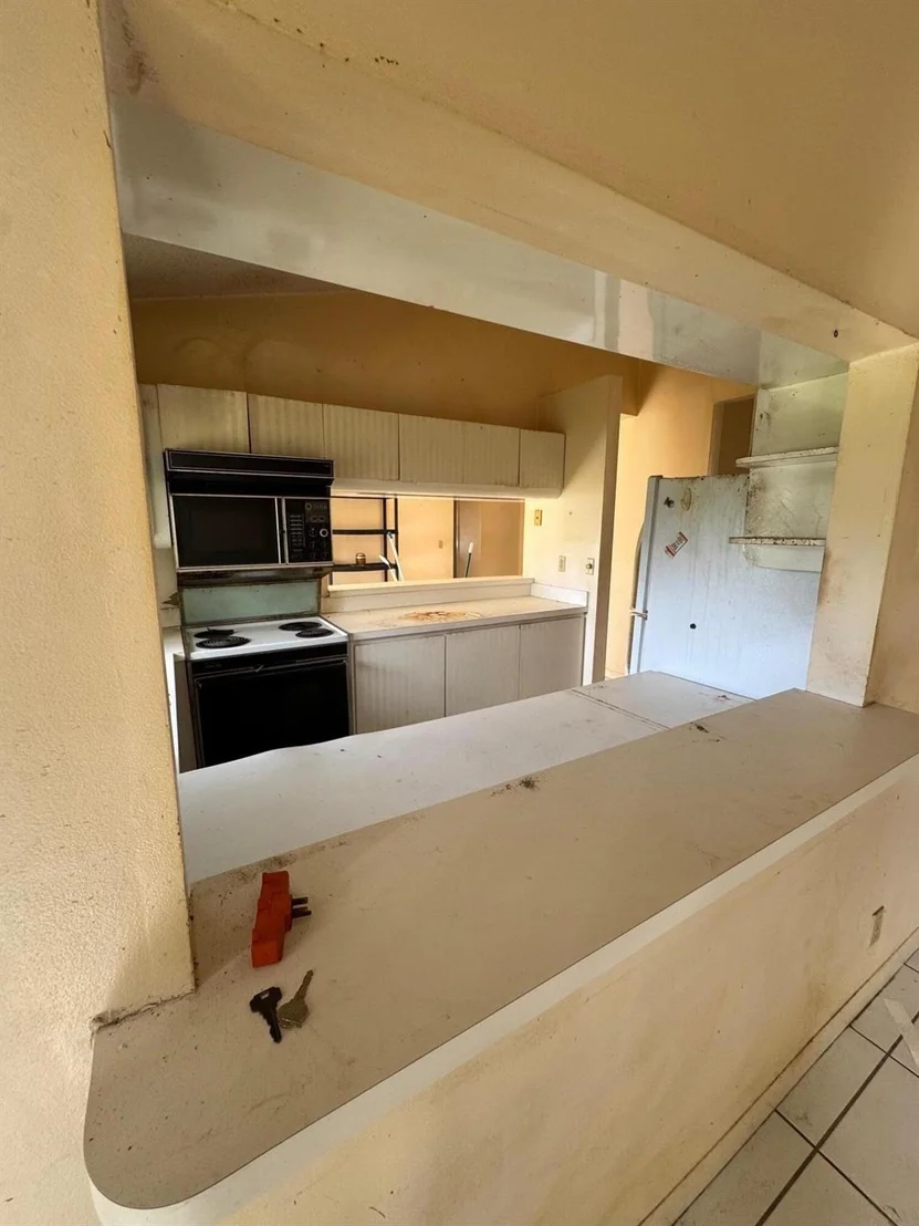 Photo of 702 Enfield Road