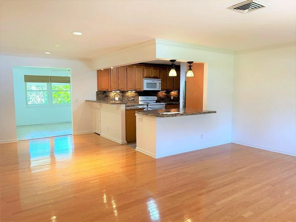 Photo of 368 Beacon Street
