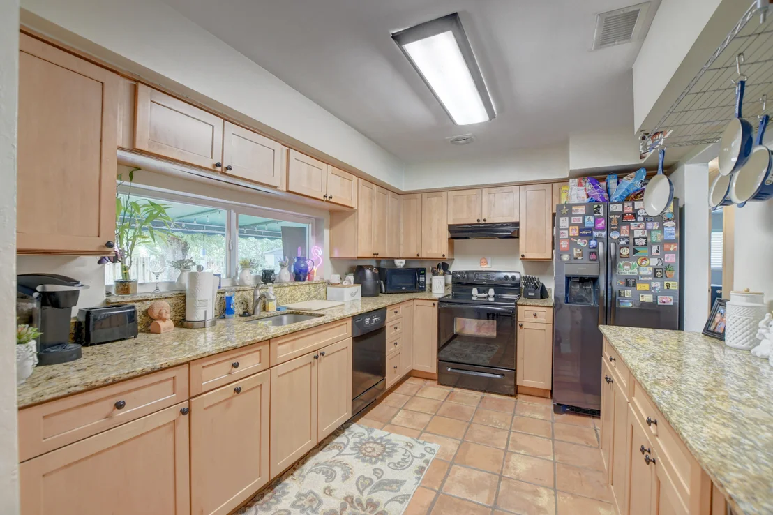 Photo of 2136 NE 3rd Way