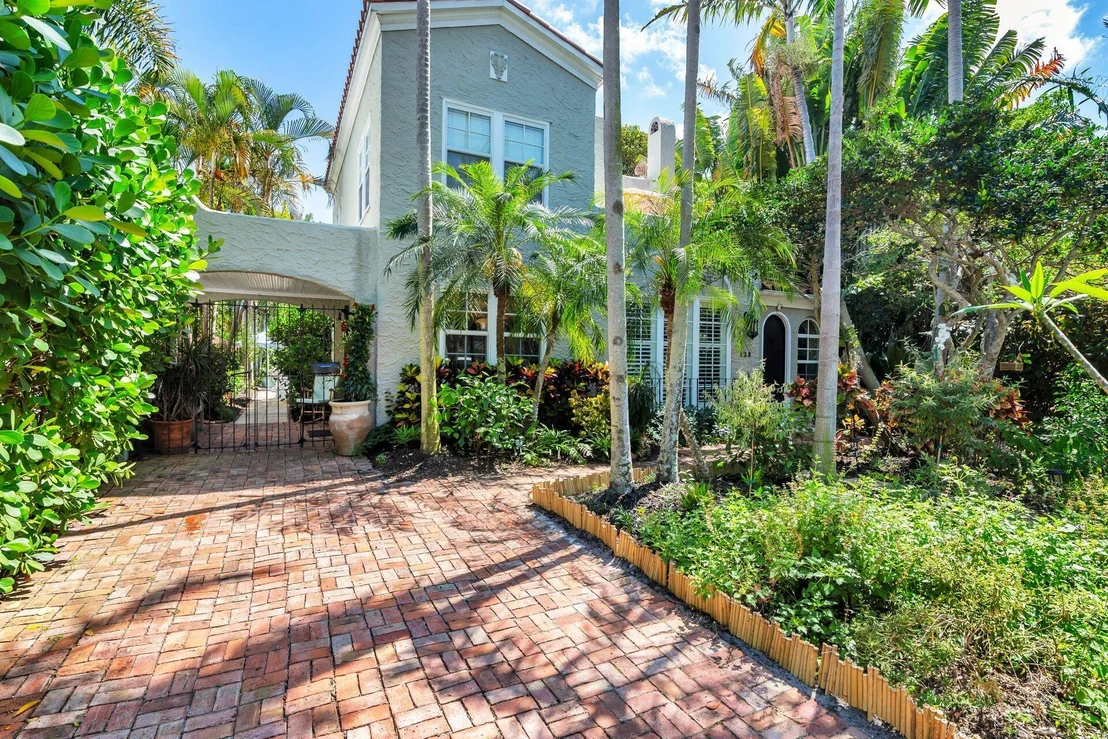 Photo of 138 Greymon Drive