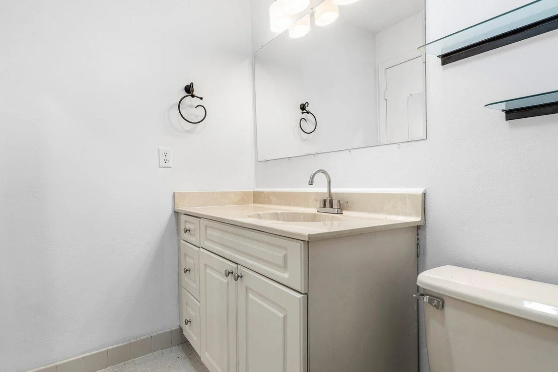 Photo of 5424 Viburnum Circle