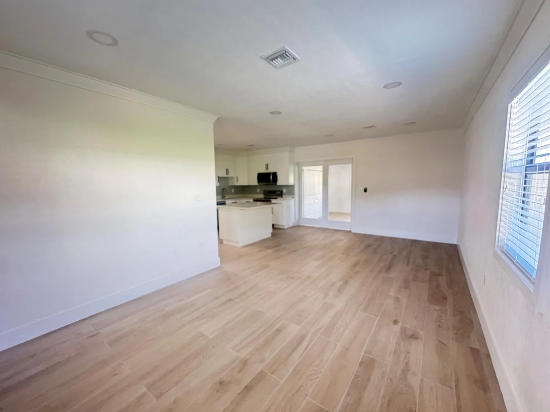 Photo of 3015 Robert Road