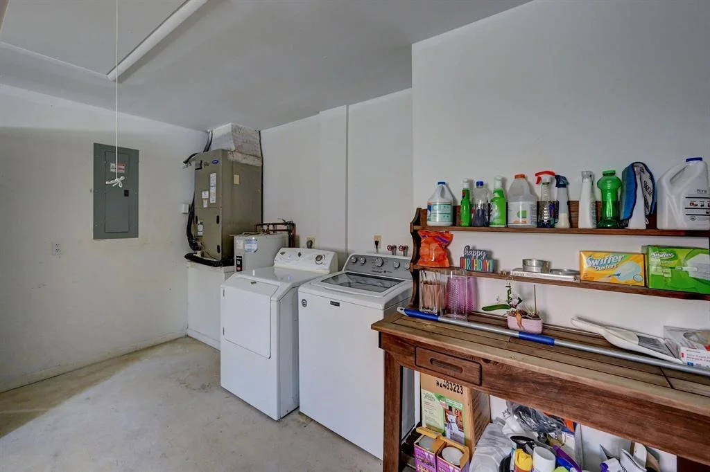 Photo of 333 Knob Hill Boulevard