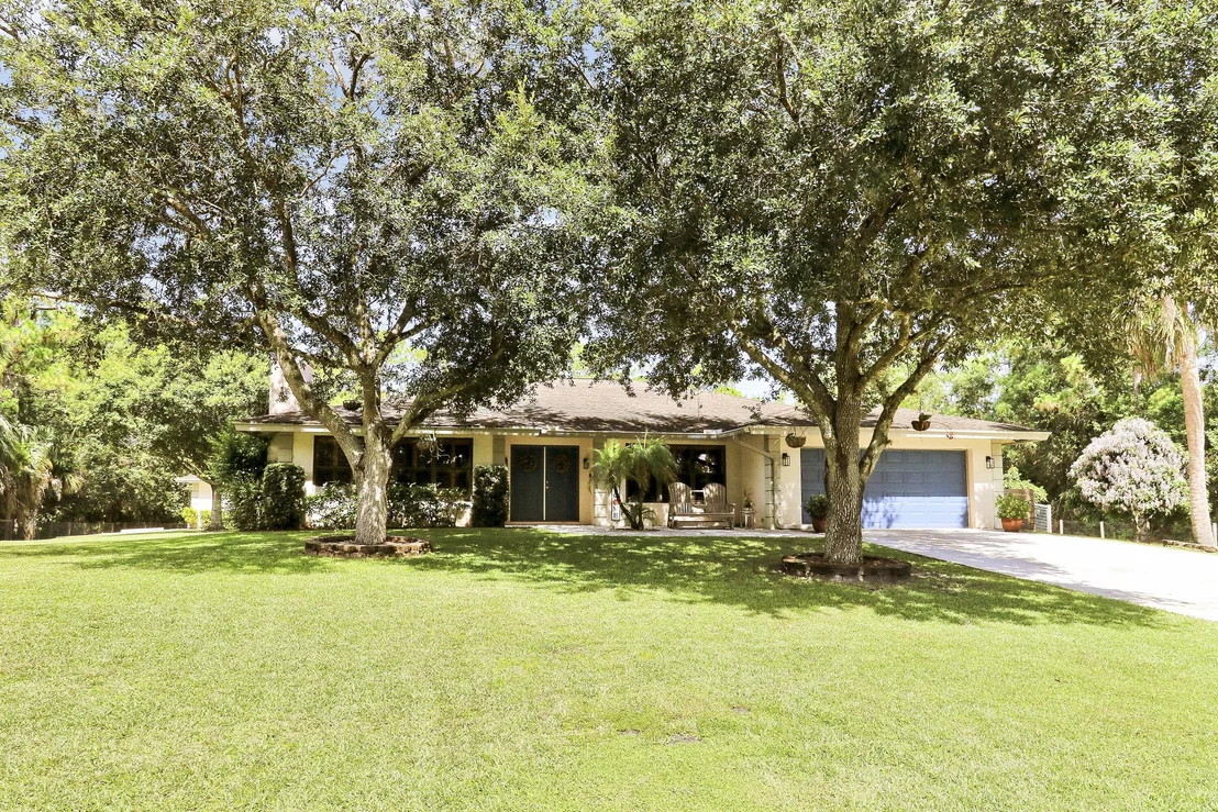 Photo of 15421 110th Avenue N