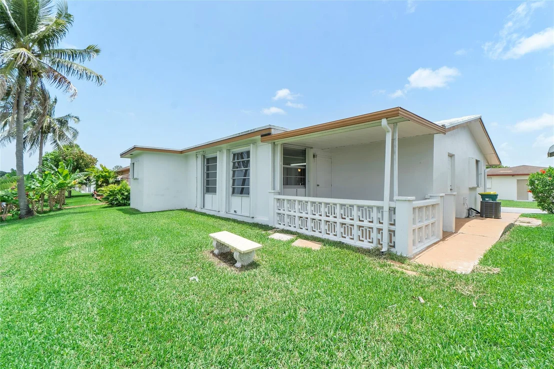 Photo of 4401 NW 49th Drive