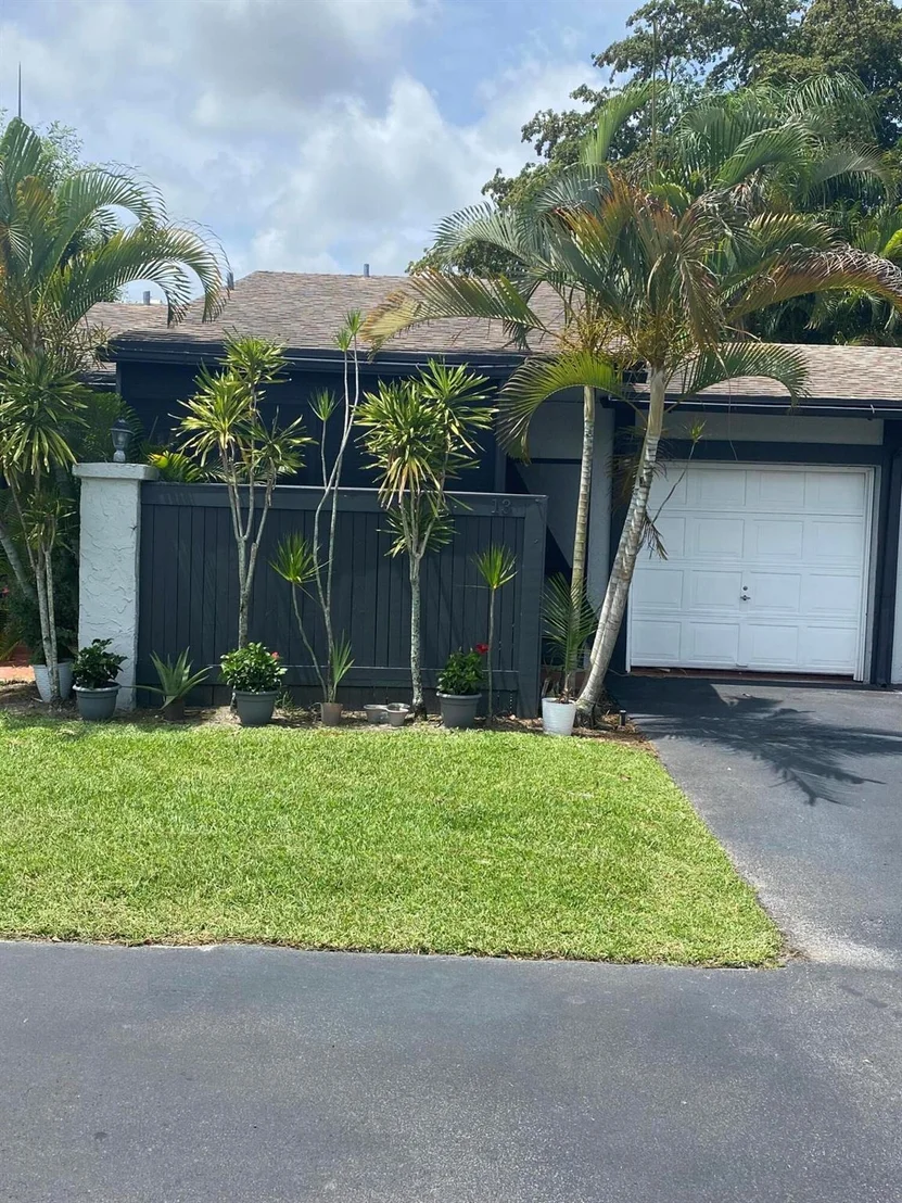 Photo of 13 Mohawk Drive