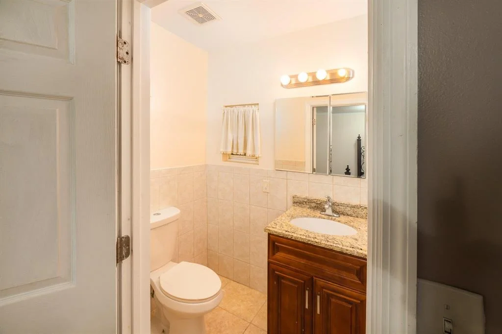 Photo of 1133 Mango Drive