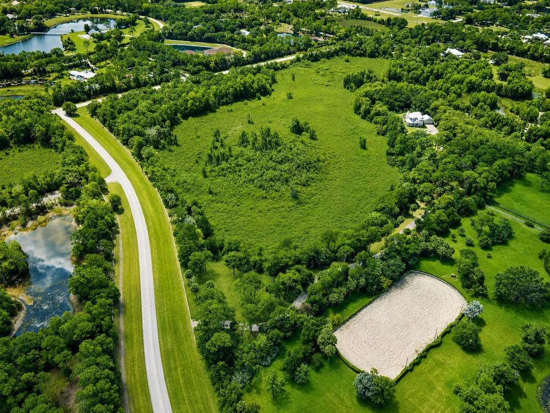 Photo of 1001 SE Ranch Road