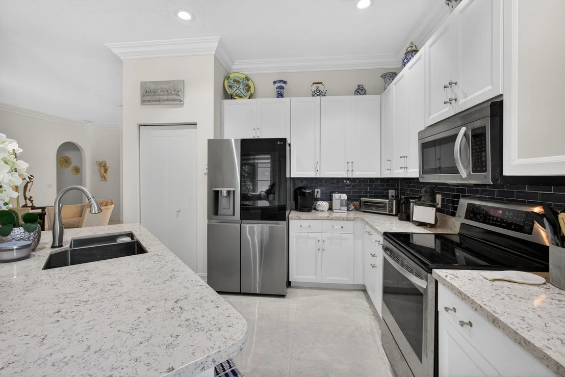 Photo of 8642 Plum Cay